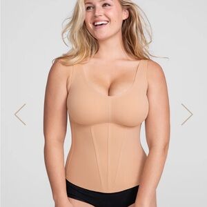 NWT Honeylove BodySculpt Tank. Size Large.